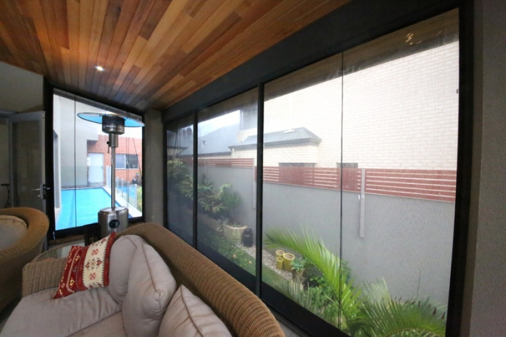 patio window enclosure